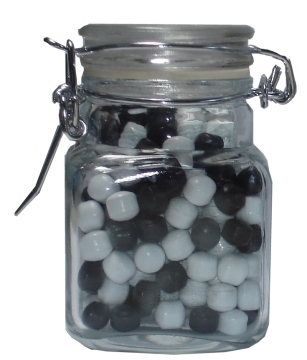 Glazenpotje met snoep per stuk Glazenpotje met snoep per stuk